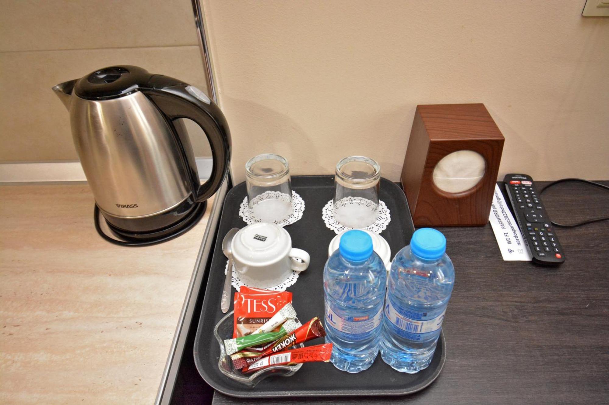 Hotel Partiez Erywań Zewnętrze zdjęcie